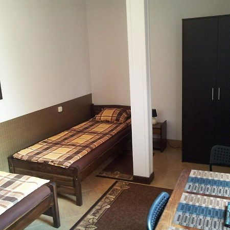 Hostel Maxim ワルシャワ エクステリア 写真