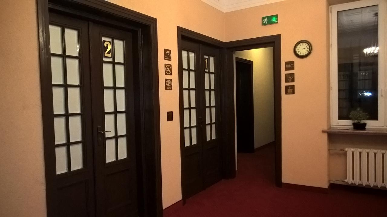 Hostel Maxim ワルシャワ エクステリア 写真