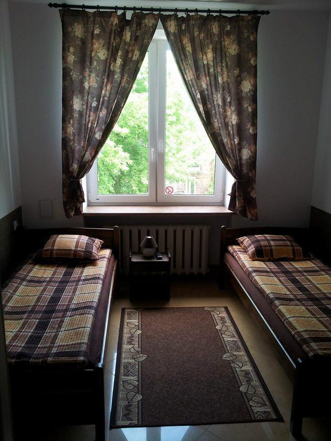 Hostel Maxim ワルシャワ エクステリア 写真