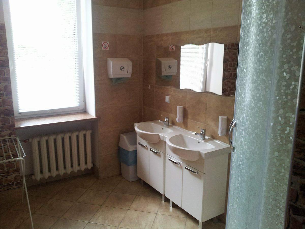 Hostel Maxim ワルシャワ エクステリア 写真